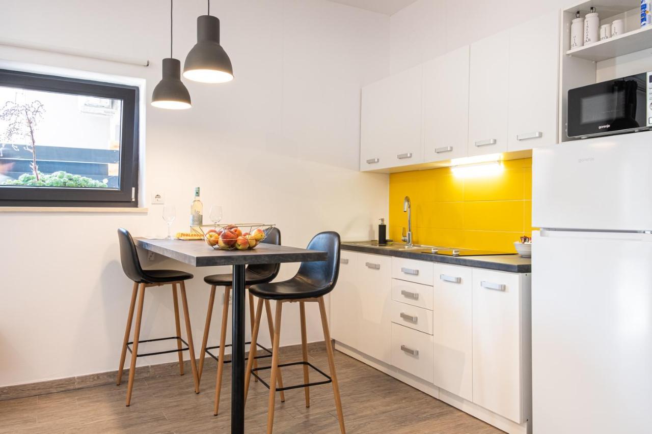 Studio Apartment Les - 4 Min Walk From Amphiteatre 普拉 外观 照片