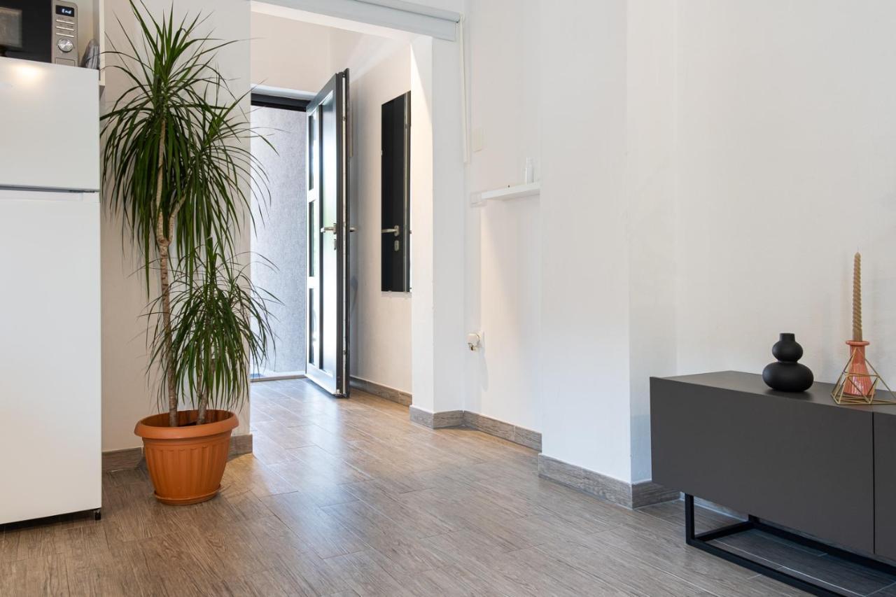 Studio Apartment Les - 4 Min Walk From Amphiteatre 普拉 外观 照片