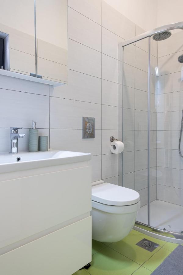 Studio Apartment Les - 4 Min Walk From Amphiteatre 普拉 外观 照片